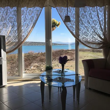 Iasos Beach Garden Apart Daire Kıyıkıslacık